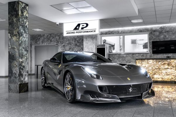 Ferrari F12 TDF