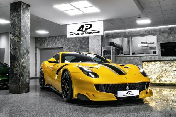 Ferrari F12 TDF