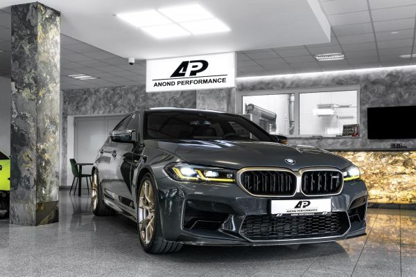BMW M5 CS
