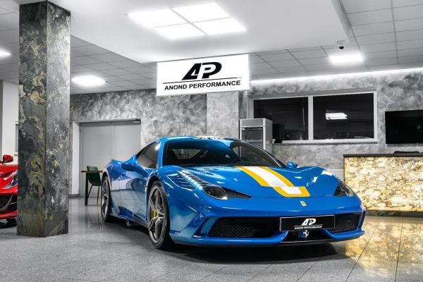 FERRARI 458 SPECIALE