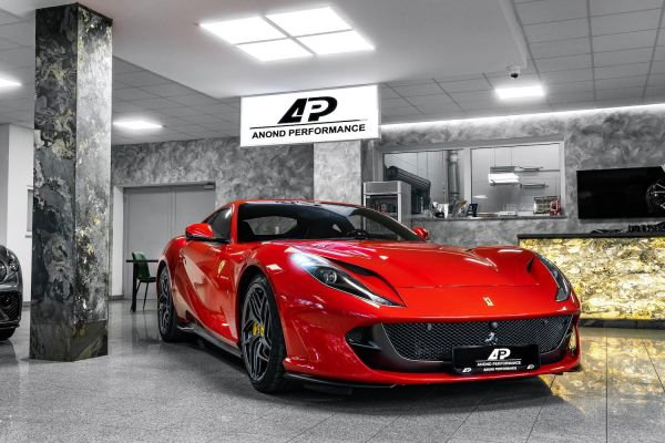 Ferrari 812 Superfast