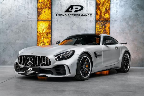 Mercedes-Benz AMG GTR